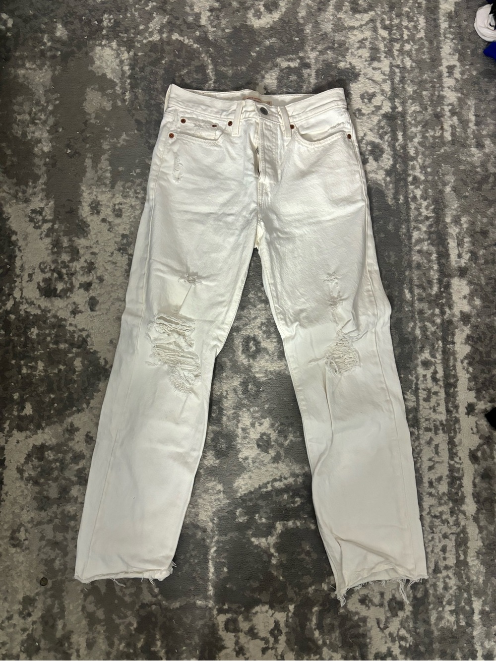 Levi’s White Distressed Women’s Jeans - Classic Straight Fit